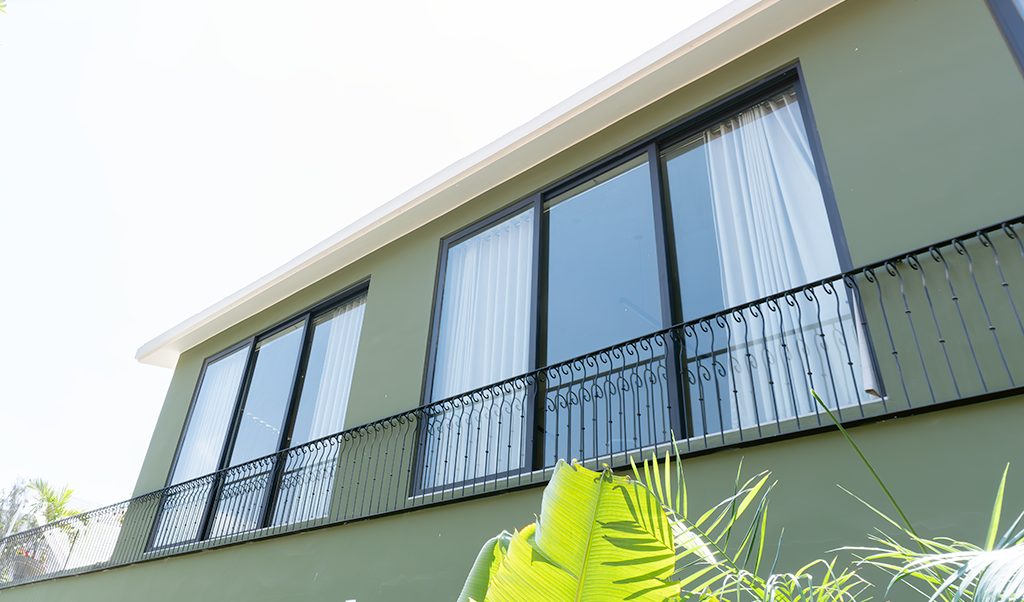 Resort con carpintería de PVC